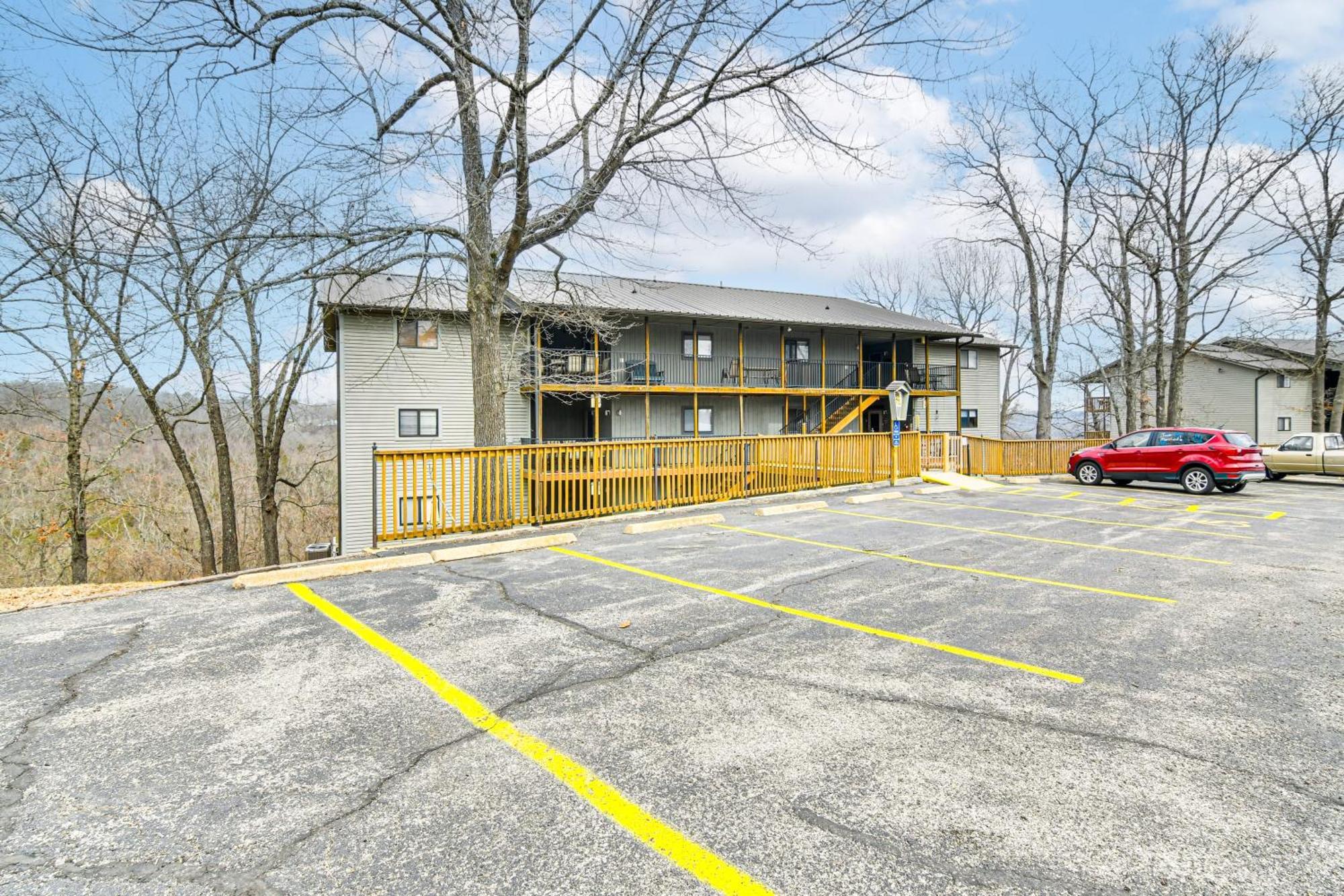 Inviting Branson West Condo With Pool Access Buitenkant foto